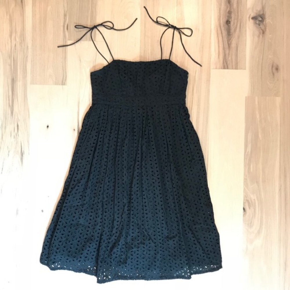 GAP | Eyelet Dress
